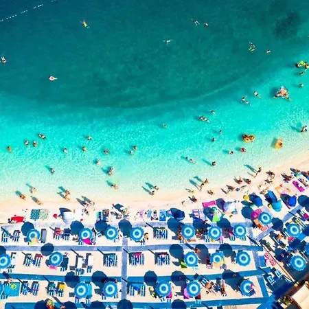 Sea House Pool & Jacuzzi - Privilege Point Camping & Villas * Selce