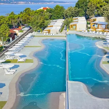 Дом отдыха Sea House Pool & Jacuzzi - Privilege Point & *