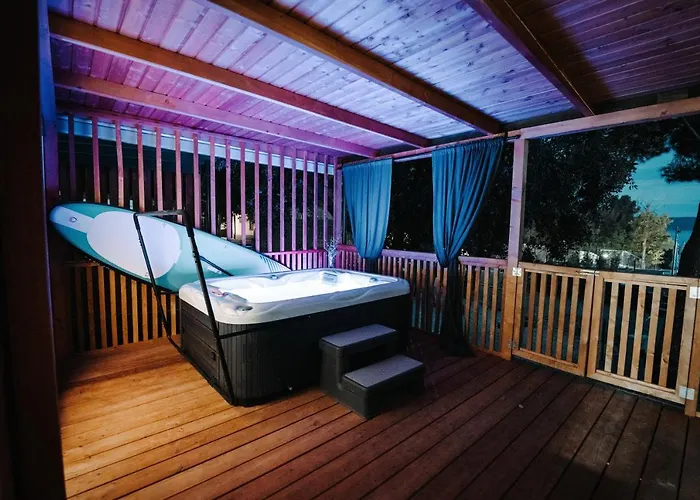 Sea House Pool & Jacuzzi - Privilege Point & *